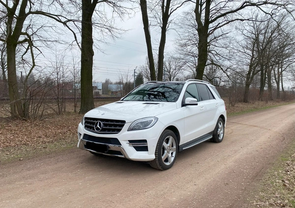 Mercedes-Benz ML cena 132900 przebieg: 193752, rok produkcji 2015 z Łuków małe 436